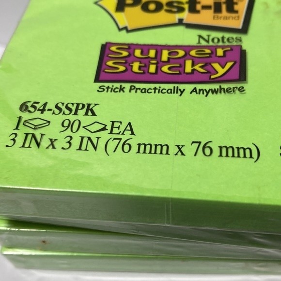 Post It Notes Super Sticky Neon Green 8 Packs - Picture 4 of 8